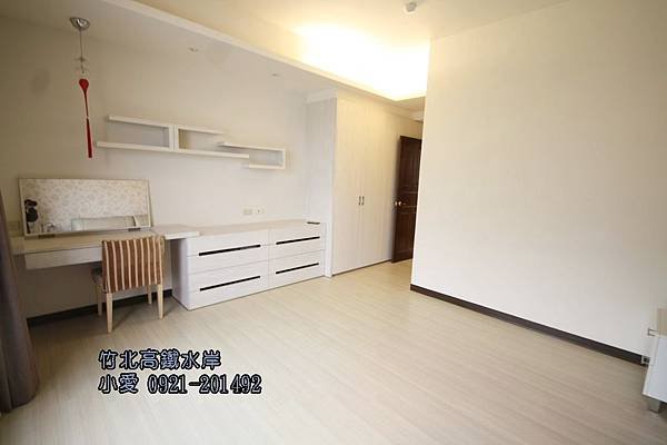 高鐵臻愛竹北朝南採光四房雙車位~售1180萬~竹北買屋竹北賣屋請指名永慶洪愛筑(小愛)0921-201492