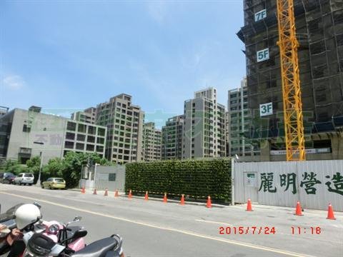 C096JS31648j.jpg