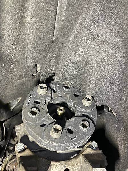 SL350 R230 引擎腳、傳動系統維修