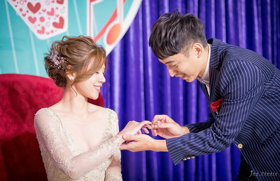 漢神巨蛋婚攝~任佑&amp;于茜文定