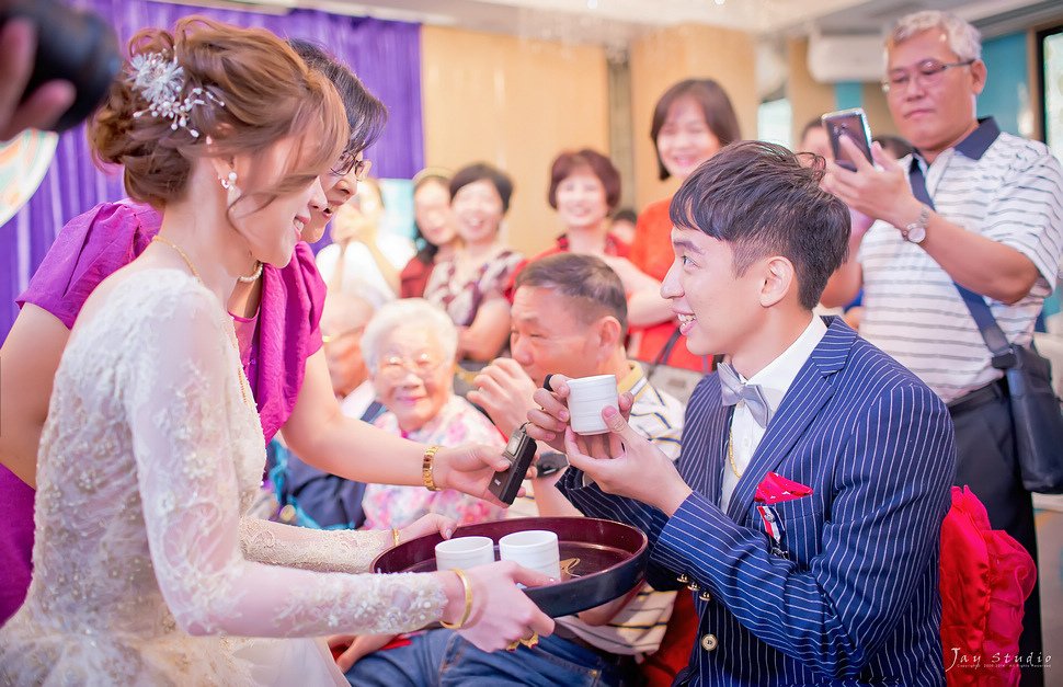 漢神巨蛋婚攝~任佑&amp;于茜文定