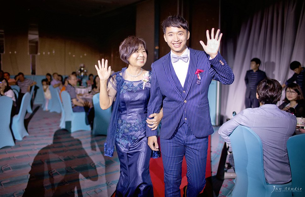 漢神巨蛋婚攝~任佑&amp;于茜文定