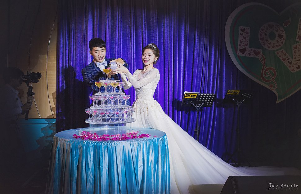 漢神巨蛋婚攝~任佑&amp;于茜文定