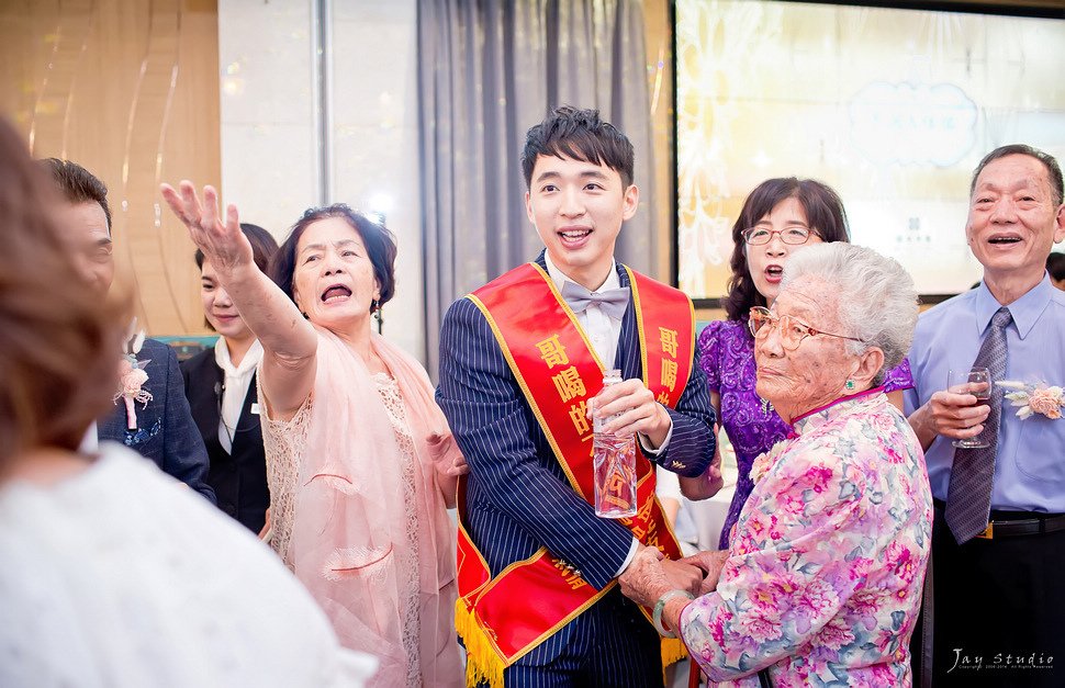 漢神巨蛋婚攝~任佑&amp;于茜文定