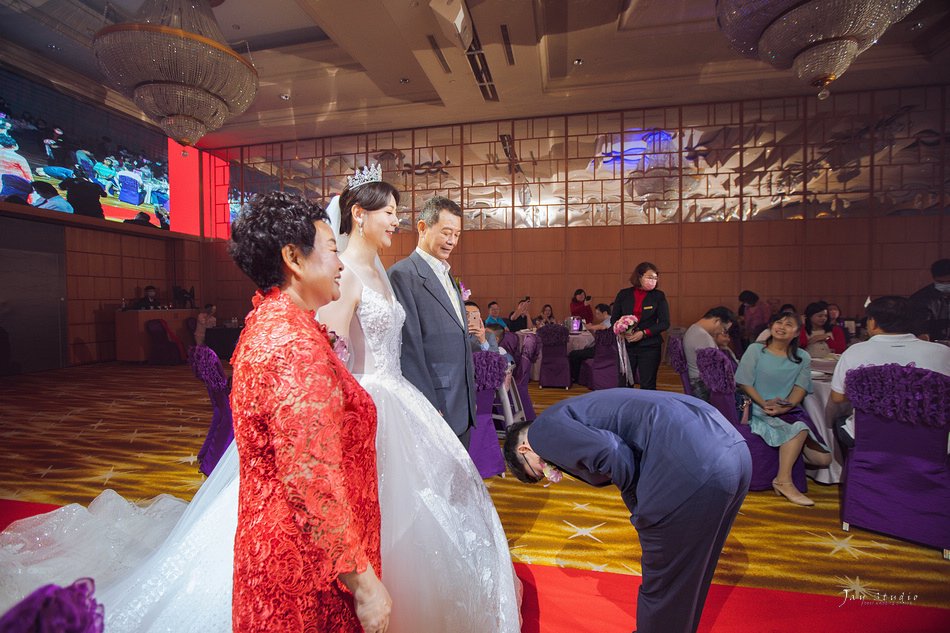 漢來大飯店~杰霖&amp;孟汝 結婚~高雄婚攝