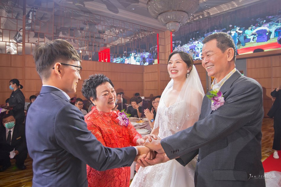 漢來大飯店~杰霖&amp;孟汝 結婚~高雄婚攝