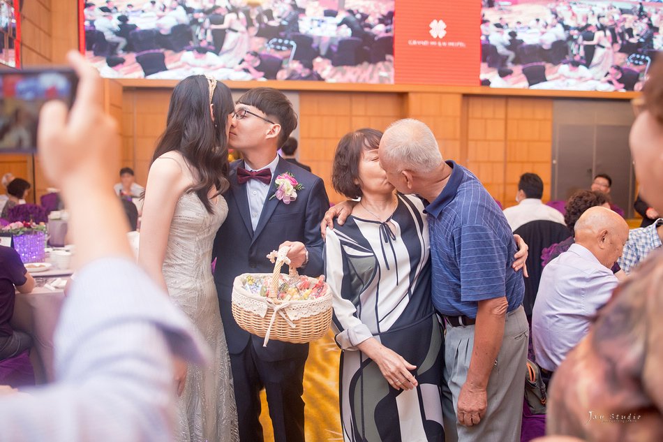 漢來大飯店~杰霖&amp;孟汝 結婚~高雄婚攝