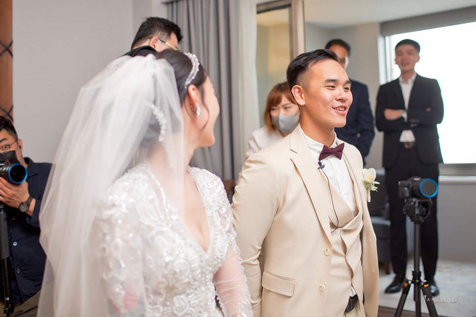 高雄漢來巨蛋  婚攝~ Roy &amp; Joanna Weddi