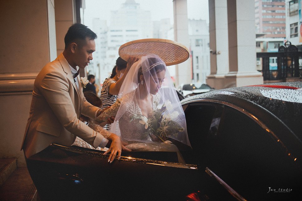 高雄漢來巨蛋  婚攝~ Roy &amp; Joanna Weddi