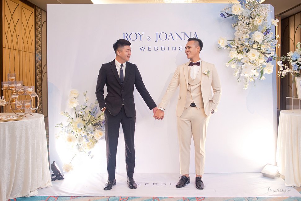 高雄漢來巨蛋  婚攝~ Roy &amp; Joanna Weddi