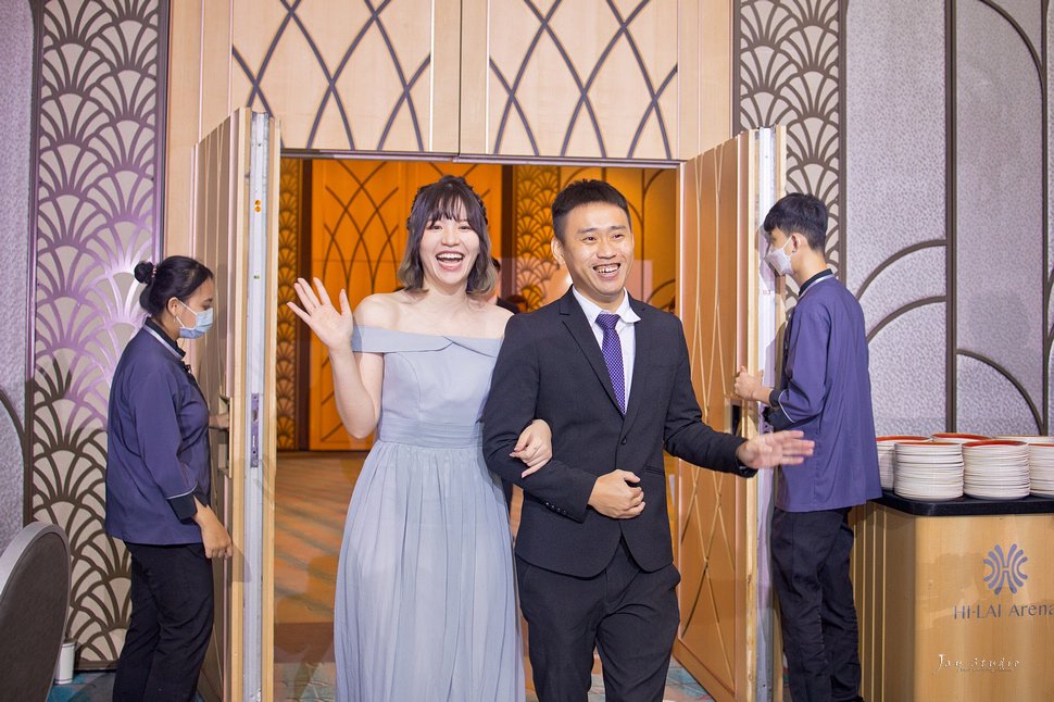 高雄漢來巨蛋  婚攝~ Roy &amp; Joanna Weddi