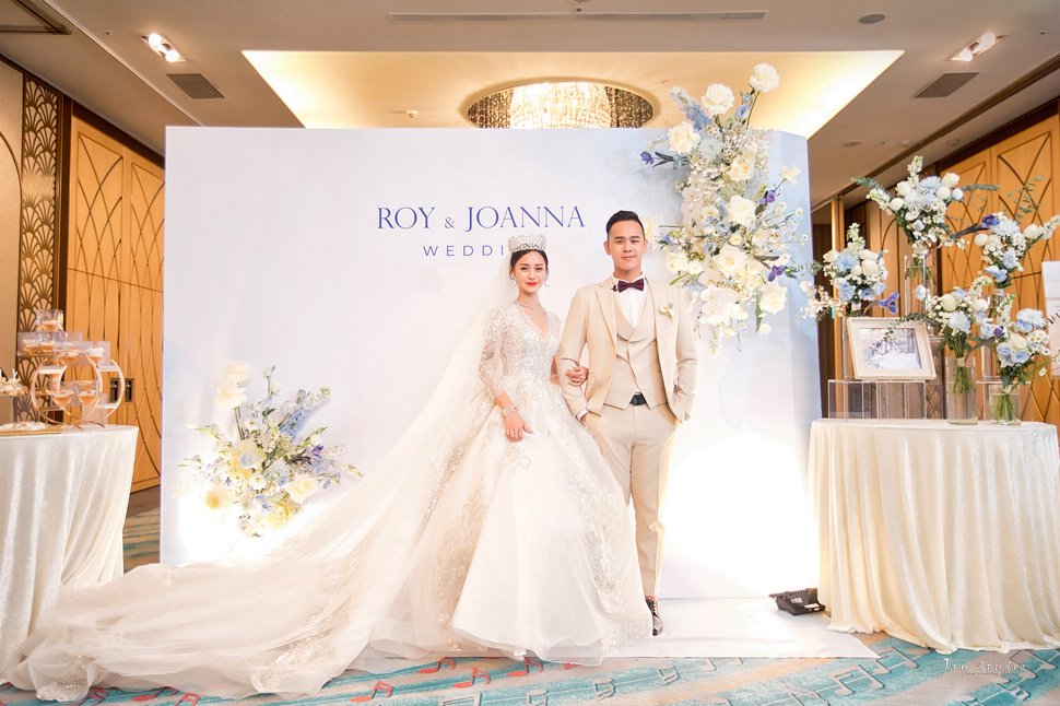 高雄漢來巨蛋  婚攝~ Roy &amp; Joanna Weddi