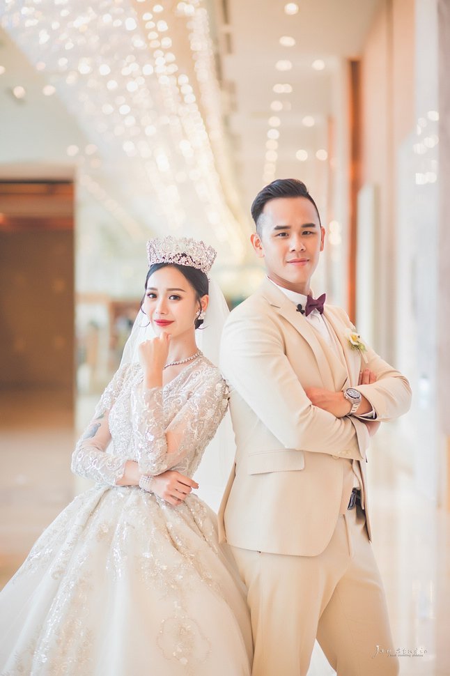 高雄漢來巨蛋  婚攝~ Roy &amp; Joanna Weddi