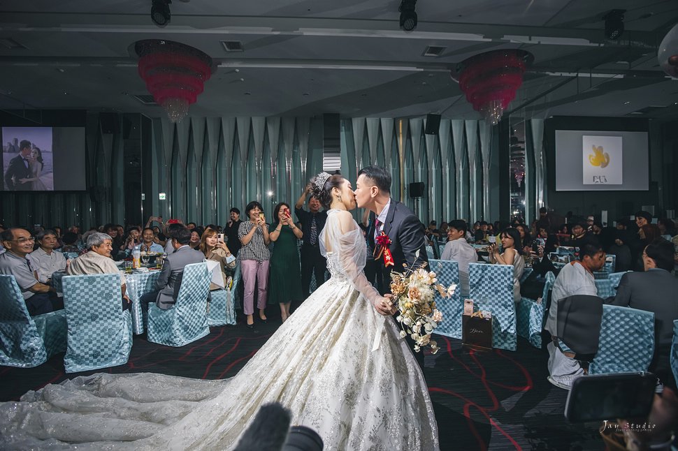 屏東維多利亞宴會館 ~婚攝~旭盛&amp;韋汝定結婚