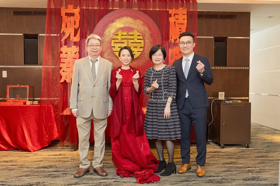 暉&amp;蓁文定紀錄~漢來名人坊~婚禮攝影
