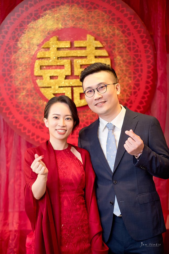 暉&amp;蓁文定紀錄~漢來名人坊~婚禮攝影