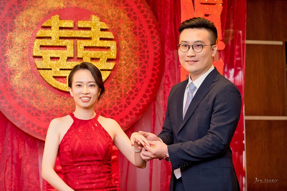暉&amp;蓁文定紀錄~漢來名人坊~婚禮攝影
