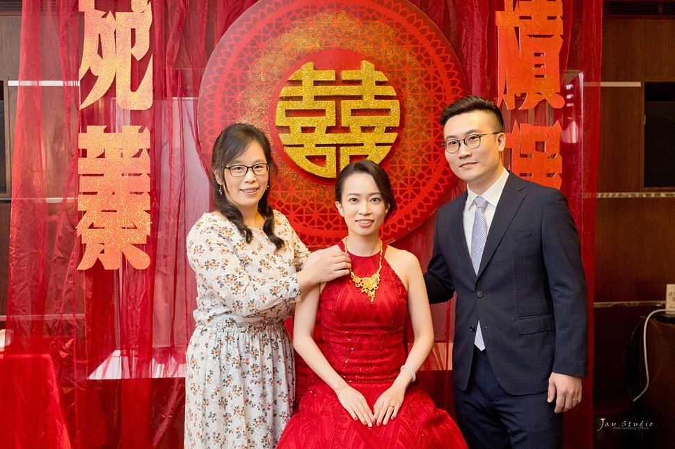 暉&amp;蓁文定紀錄~漢來名人坊~婚禮攝影