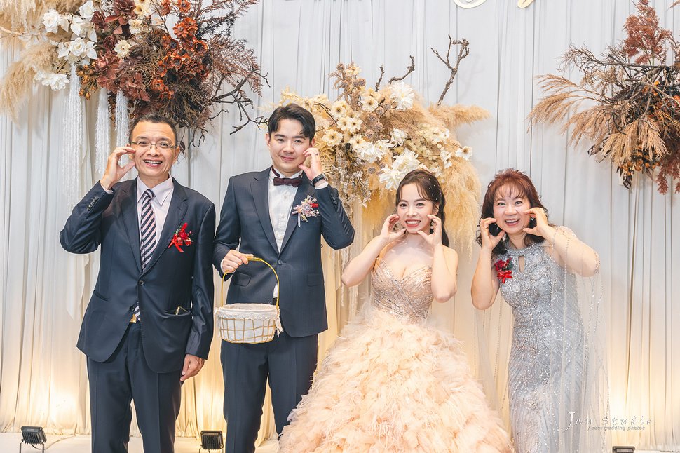 宇皓&amp;婉毓結婚~高雄萊特薇庭-晨星廳~ 婚禮攝影