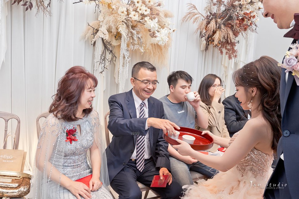 宇皓&amp;婉毓結婚~高雄萊特薇庭-晨星廳~ 婚禮攝影