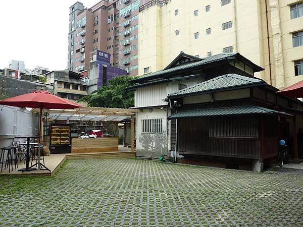 巷弄餐廳
