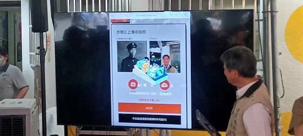 臺南400全民教育主題展搶先開箱民眾與「文昌君」重溫校園青春