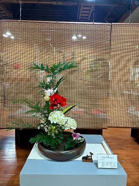 「風華璀璨」中華插花藝術展 台南登場