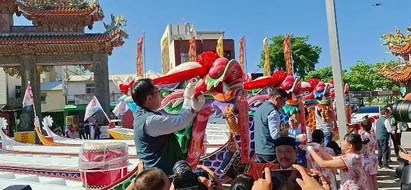 2025台南國際龍舟錦標賽點睛黃偉哲邀民眾觀精彩競賽 為選手