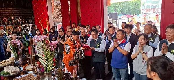 2025台南國際龍舟錦標賽點睛黃偉哲邀民眾觀精彩競賽 為選手