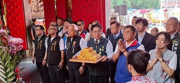 2025台南國際龍舟錦標賽點睛黃偉哲邀民眾觀精彩競賽 為選手