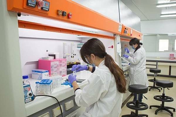 經典寵食品牌再升級！臺灣食品大廠引進全新技術，幫飼主照顧毛孩