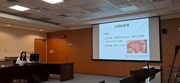 反覆嘴破、黏膜發白？當心扁平苔癬悄悄來襲
