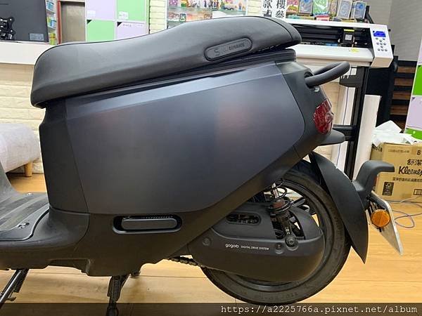 Gogoro S2 客製化版型貼膜 只要1880_191123_0002.jpg