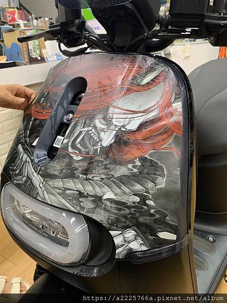 Gogoro S2 客製化版型貼膜 只要1880_191123_0007.jpg