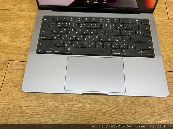 LINE_ALBUM_MacBook Pro 14吋_220504_1.jpg