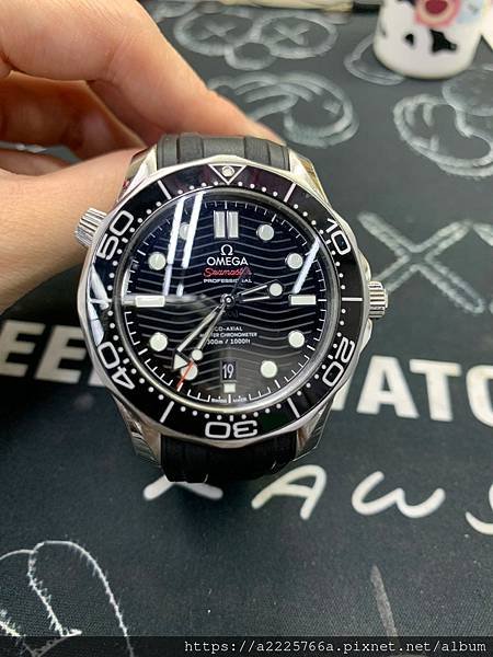 LINE_ALBUM_Omega_230521_0.jpg