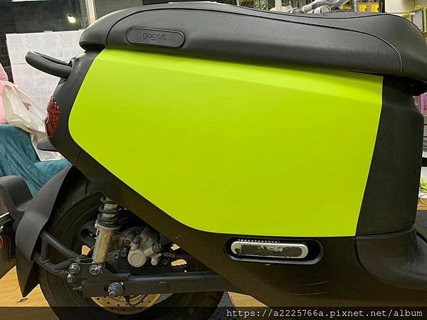 台南 GOGORO 果綠色 單色蓋色貼膜 GOGORO單色貼