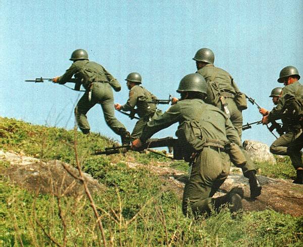 中華民國陸軍78年版-14步兵攻擊.jpg