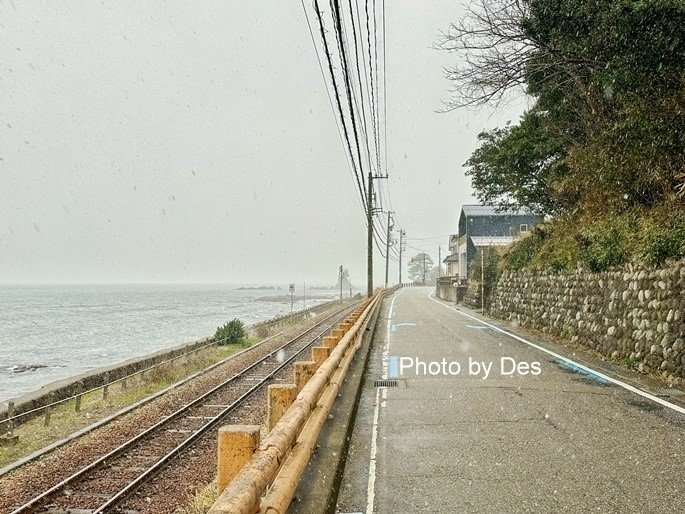 【遊記】日本．富山．道の駅 雨晴(複合式設施休憩餐飲眺望世界