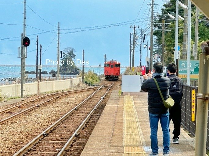 【遊記】日本．富山．冰見線鐵道一日遊(雨晴海岸｜道の駅｜忍者