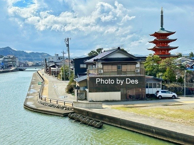 【遊記】日本．富山．冰見線鐵道一日遊(雨晴海岸｜道の駅｜忍者