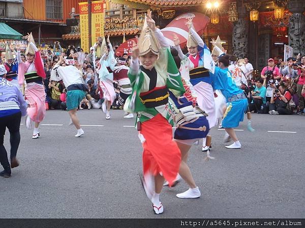 東京阿波蛹