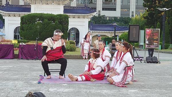 根 Biyax 樂舞團
