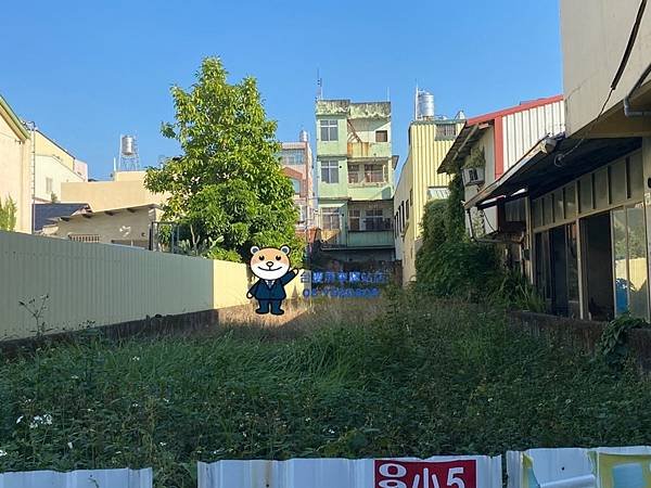 LINE_ALBUM_萬丹-蛋黃商業區建地_211206_0.jpg