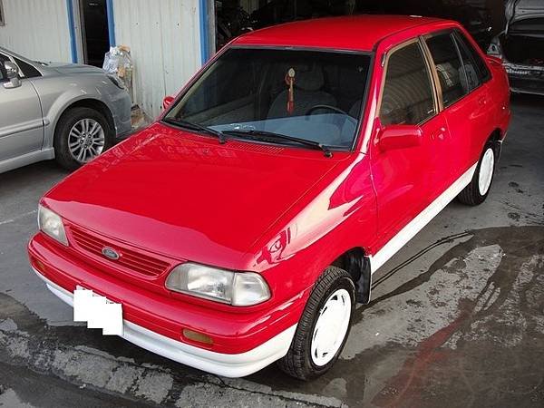 台中市 八益汽車烤漆廠 1992年 福特 Ford 嘉年華 綠改紅白雙色 完工照2(複製).JPG