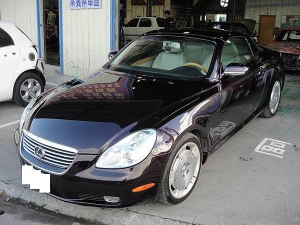 台中市 八益汽車烤漆廠 2004年 凌志 Lexus SC430 敞篷車 原廠紫 完工照2(复制).JPG