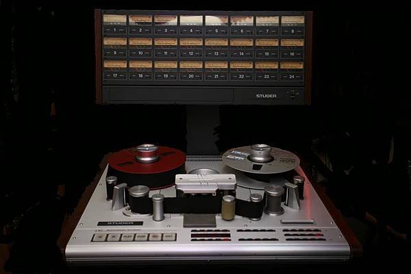 Studer-A-827