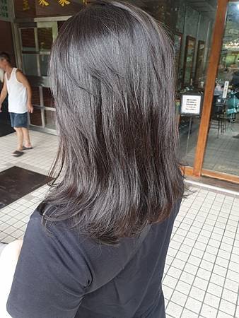 (中永和 / 美髮) 自然捲燙吹就好的髮型