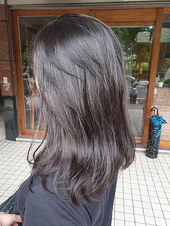 (中永和 / 美髮) 自然捲燙吹就好的髮型