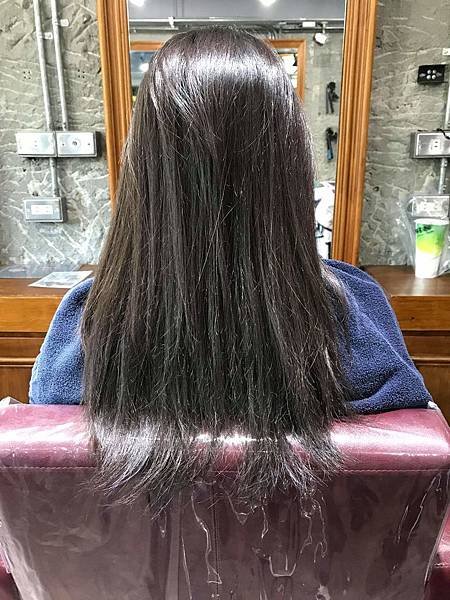 (中永和 / 美髮) 自然捲擺脫只能燙直的困擾